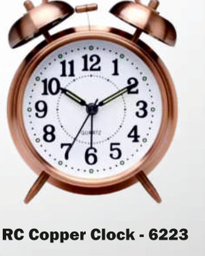 Desk clocks for employee appreciation gifting